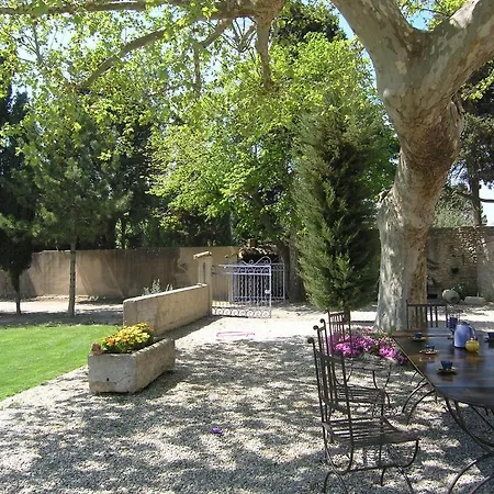 Le Mas Des Hirondelles Maison d'hôtes Saumane-de-Vaucluse