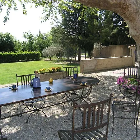 Le Mas Des Hirondelles Saumane-de-Vaucluse