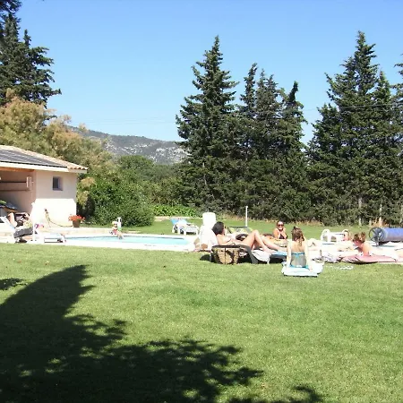 Le Mas Des Hirondelles Saumane-de-Vaucluse
